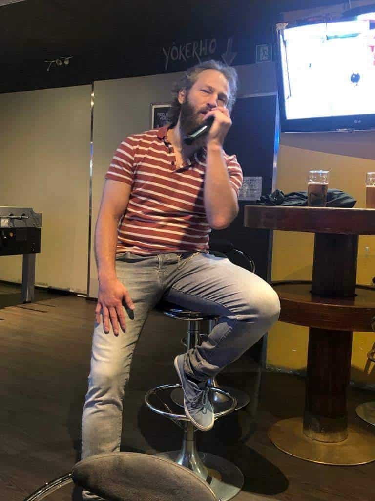 Antero singing