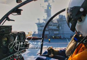 INS Viraat_Landing