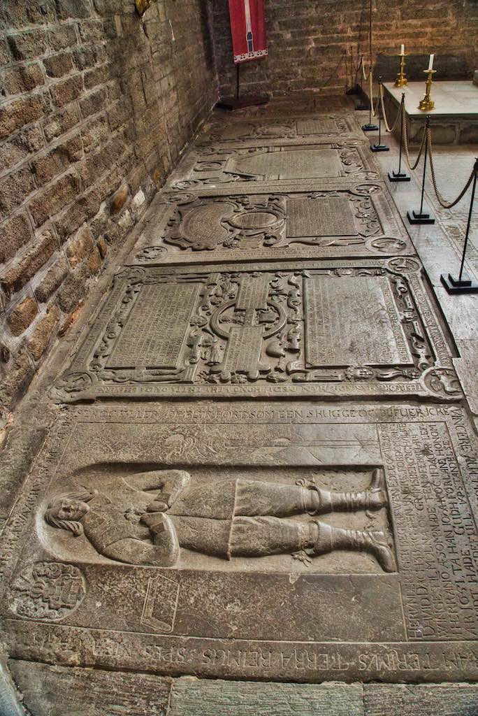 Royal graves in the Church