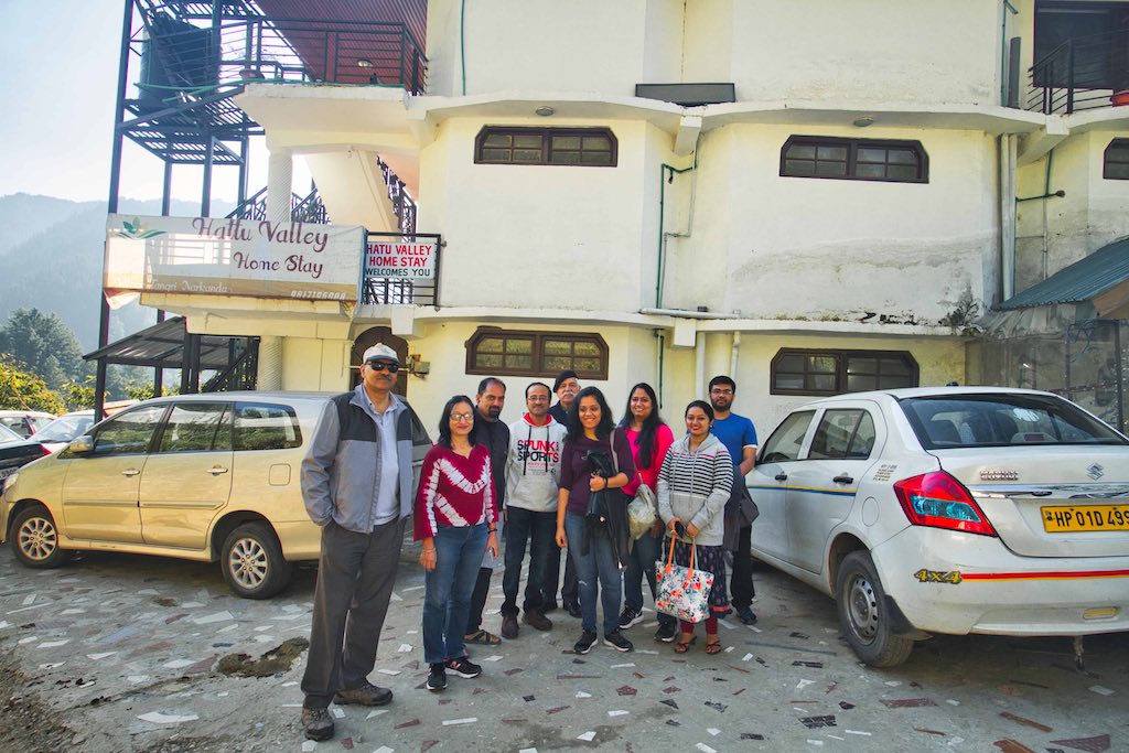Narkanda-Ready to start our journey Narkanda-Ready to start our journey