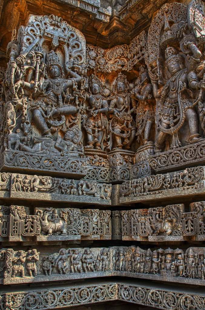 Divine inspiration - a craftsman's masterpiece Divine inspiration - a craftsman's masterpiece creation of merging carvings at a corner