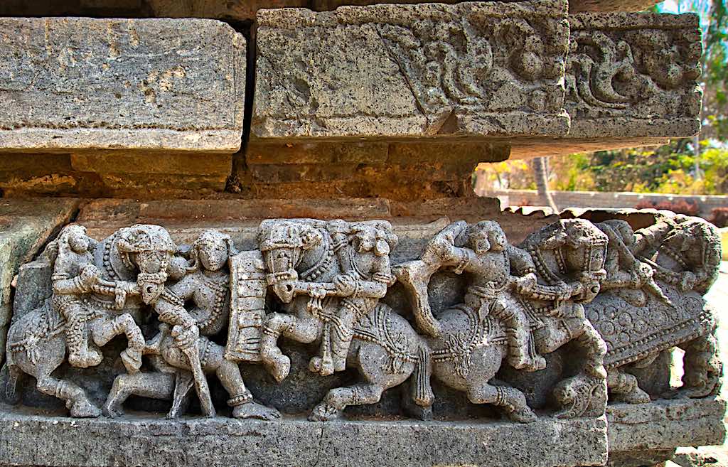 Cornerstone depicting a war scene