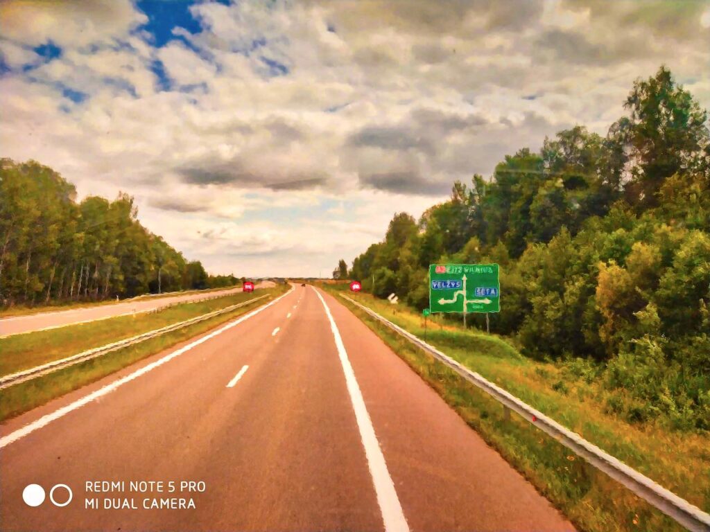 The partly empty highways The partly empty highways