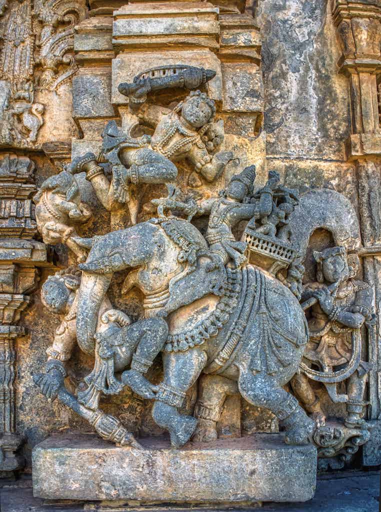 A detailed war scene showing elephant fighting