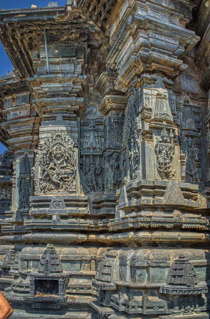 A profusion of large reliefs adorn the external walls