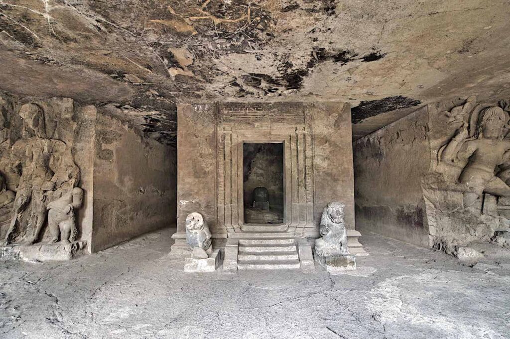 Eastern wing-Shrine