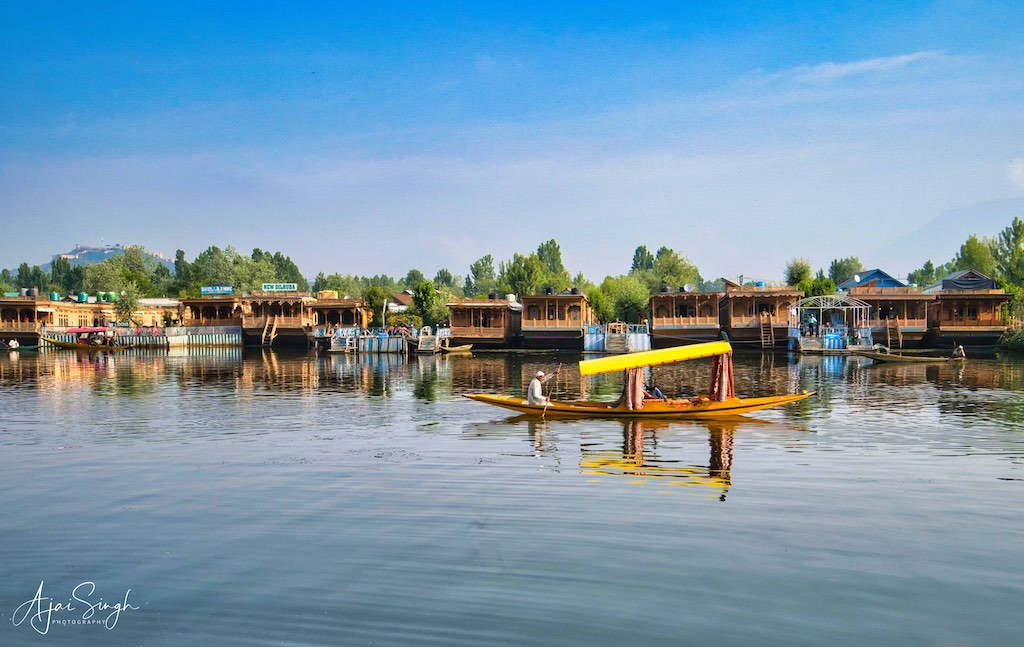 Dal lake - Shikara