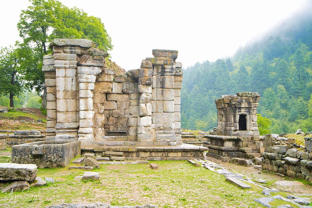 Eastern Complex shrines