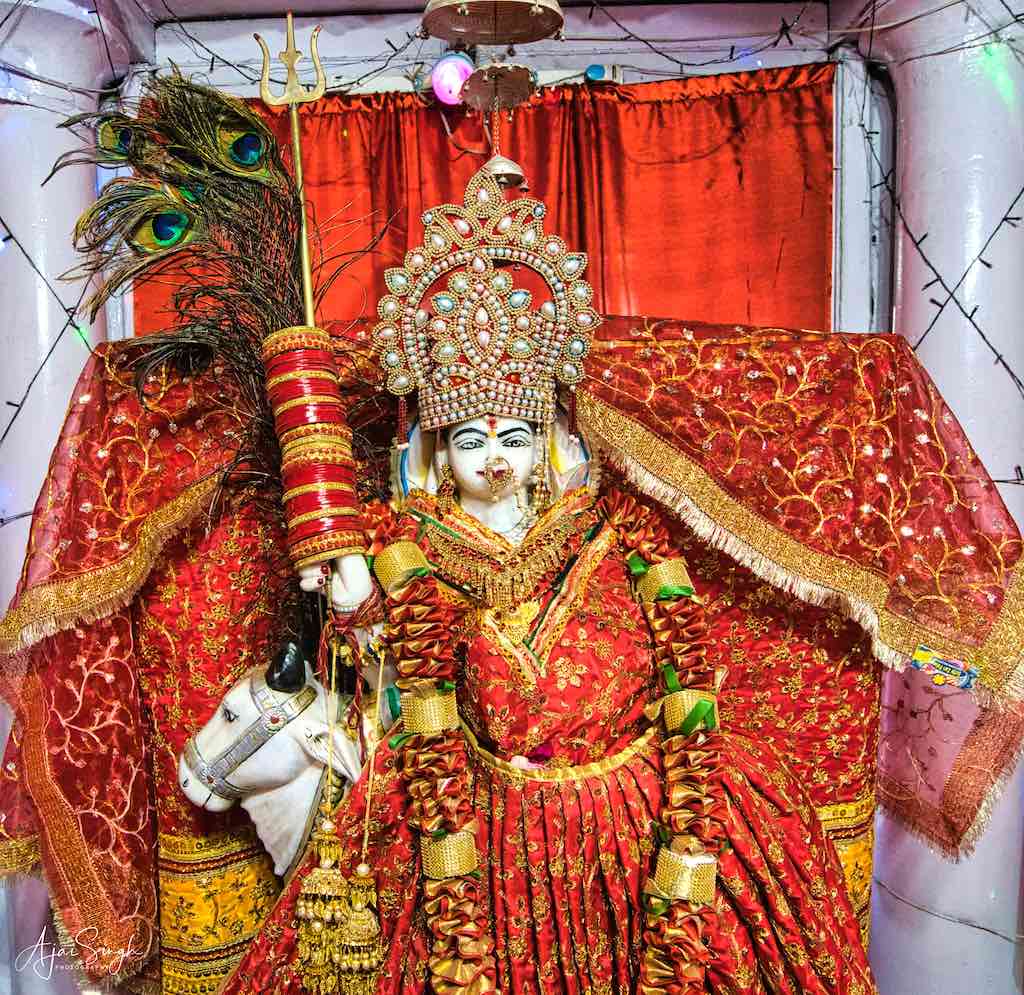 Shailputri Devi murti