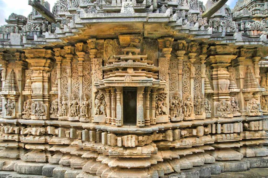 The external wall of the Nageshwara Temple has a perfect geometric design