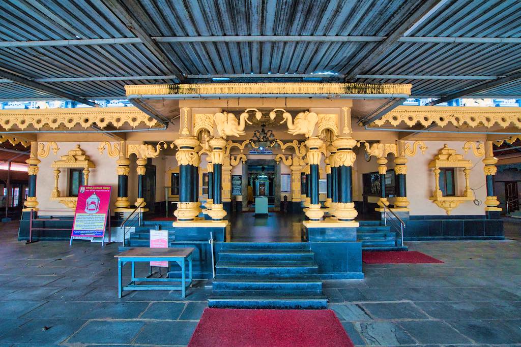 Entrance to the Anegudde Vinayaka Temple