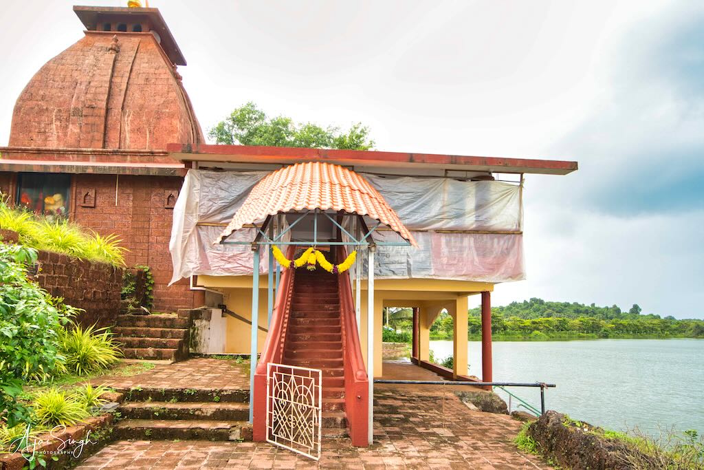 Shri Hatkeshwara Temple Divar